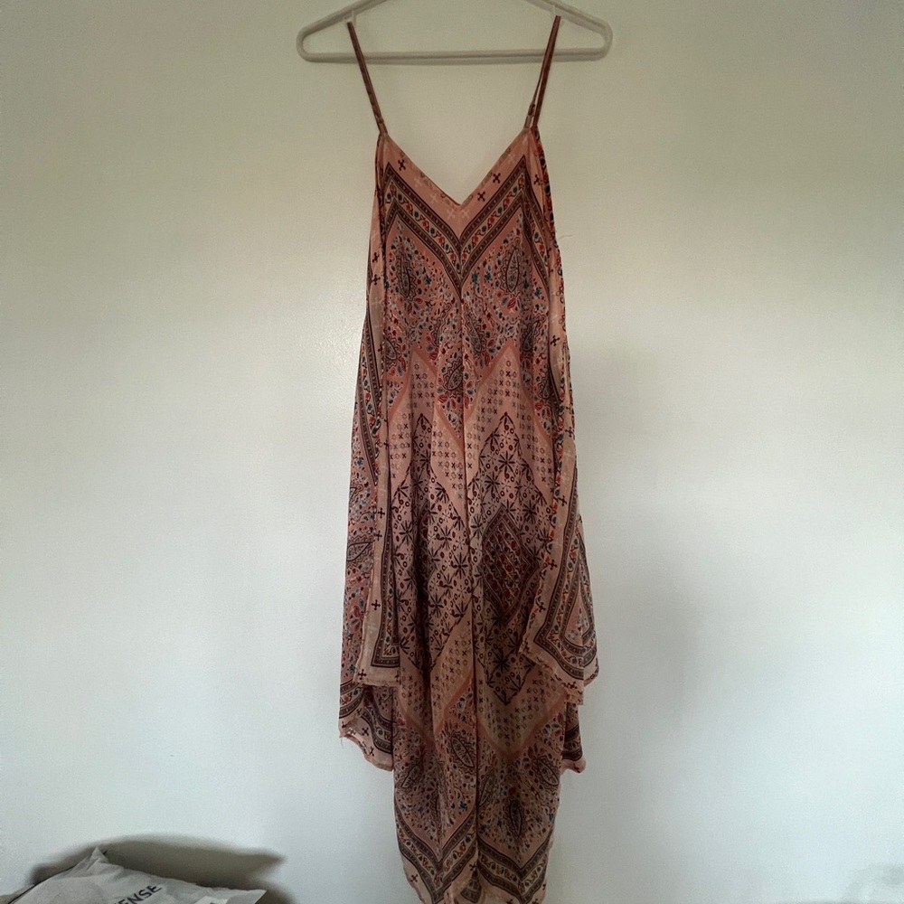 GENTLY WORN Flowing summer dress